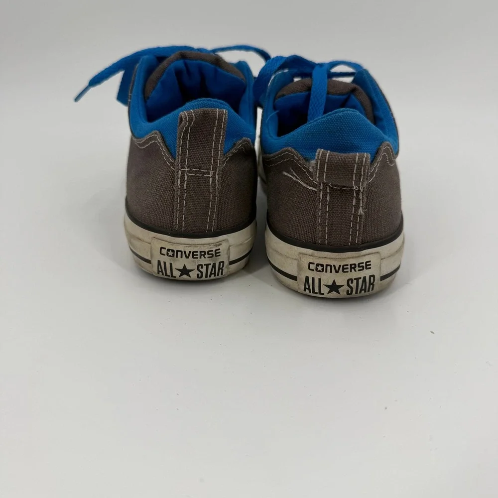 Converse Chuck Taylor Low-Top Charcoal Grey Electric Blue Sneakers Youth 5